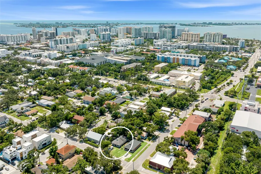 919 GOODRICH AVE, Sarasota, FL 34236