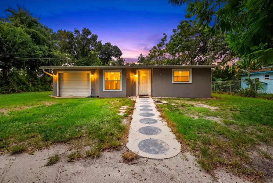 3031 KIRBY LN, Sarasota, FL 34234