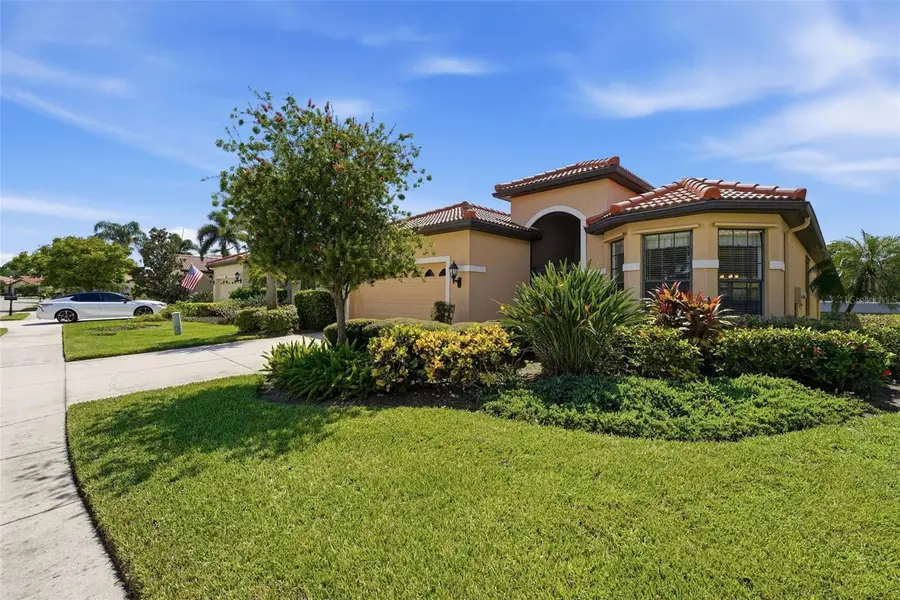 8155 STIRLING FALLS CIR, Sarasota, FL 34243