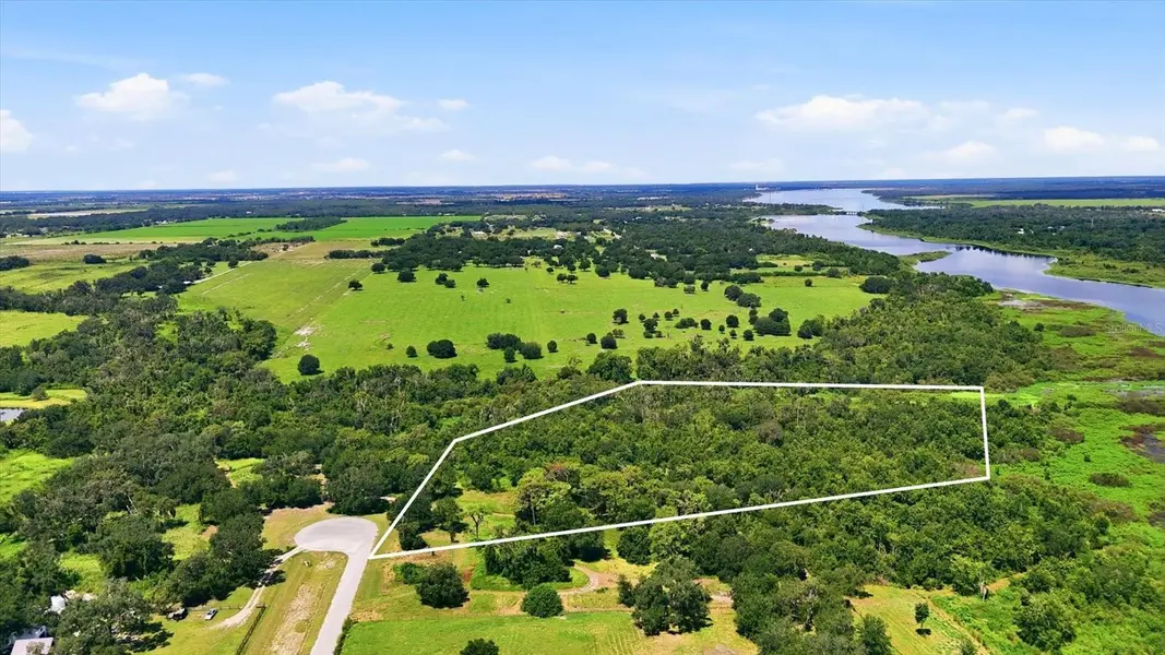 26115 39TH PL E BLVD, Myakka City, FL 34251