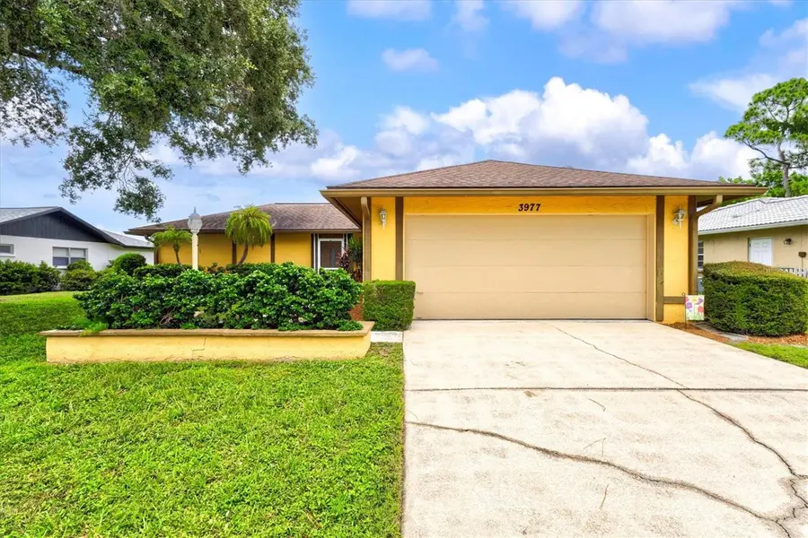 3977 LEMONWOOD DR, Sarasota, FL 34232