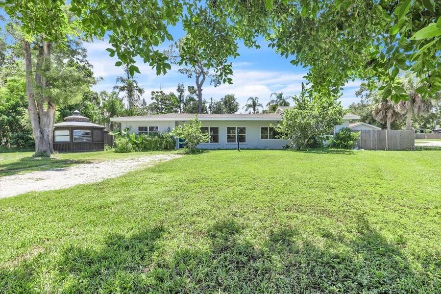 807 LUCILLE AVE, Nokomis, FL 34275