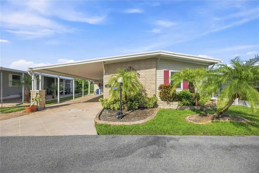 112 ISLAND POINT RD, North Port, FL 34287