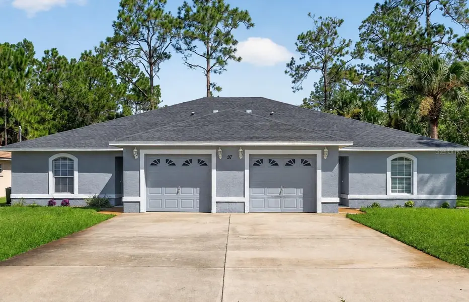 37 PINE HILL LN #B, Palm Coast, FL 32164