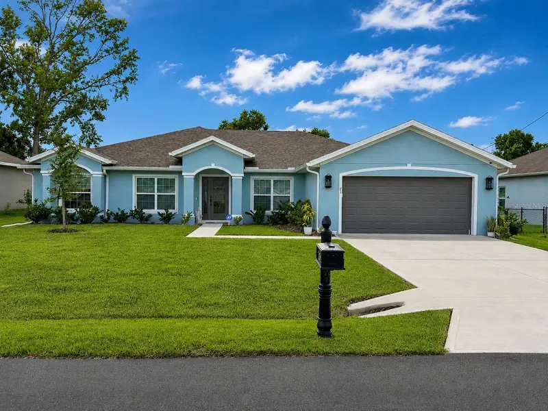 21 WOOD CLIFT LN, Palm Coast, FL 32164