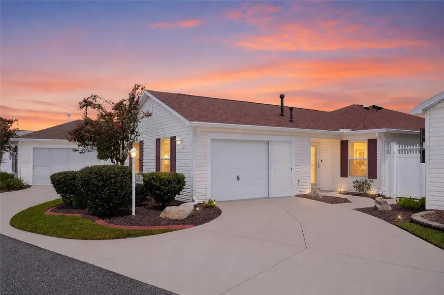 449 LAYTON TER, The Villages, FL 32162