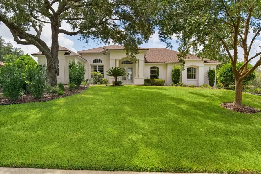 39407 TREELINE DR, Lady Lake, FL 32159