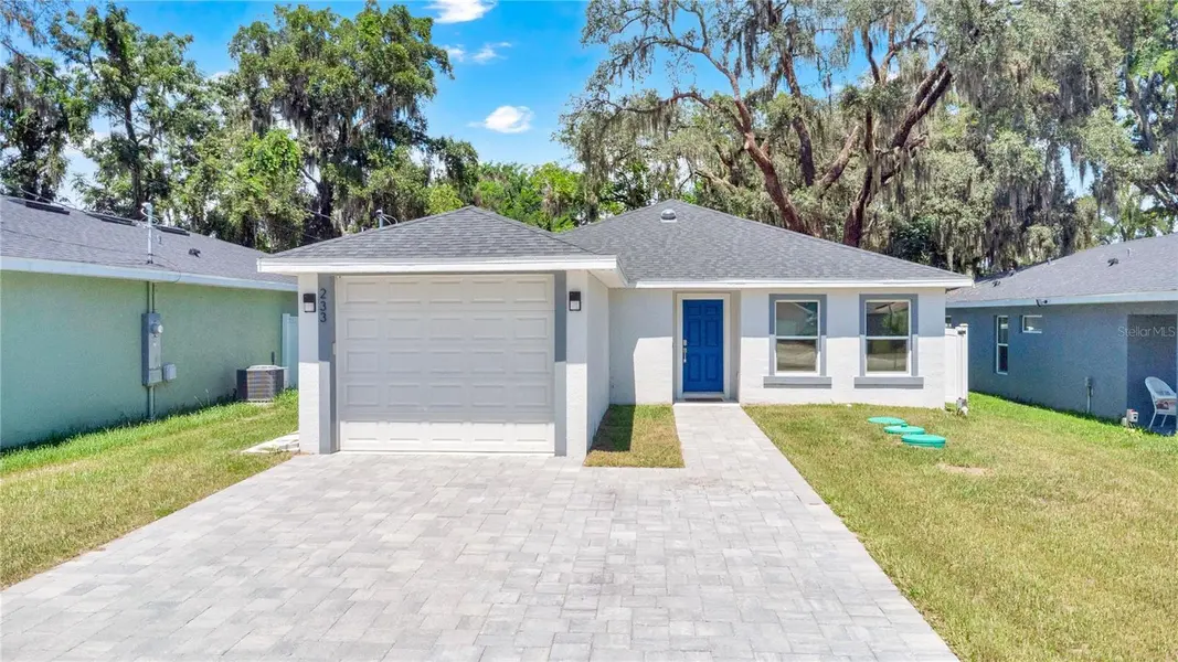 233 E 16TH ST, Apopka, FL 32703