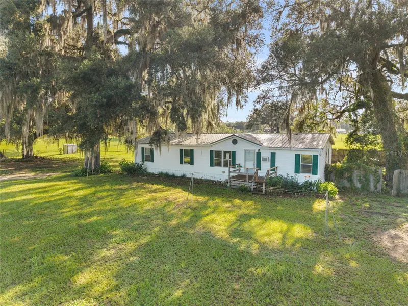360 SE 30TH AVE, Trenton, FL 32693
