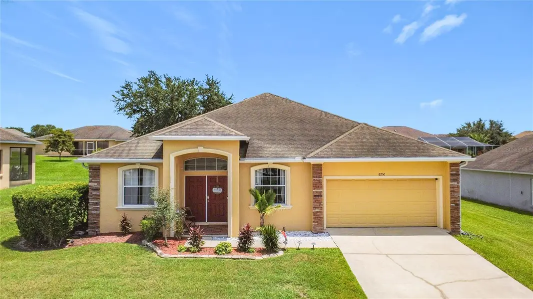 8230 WOODVINE CIR, Lakeland, FL 33810