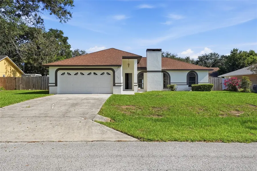 734 LAMP POST LN, Lakeland, FL 33809