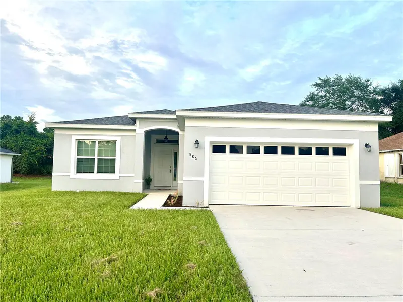 586 GERALDINE DR, Deltona, FL 32725