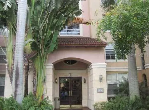 19655 E COUNTRY CLUB DR #6403, Aventura, FL 33180