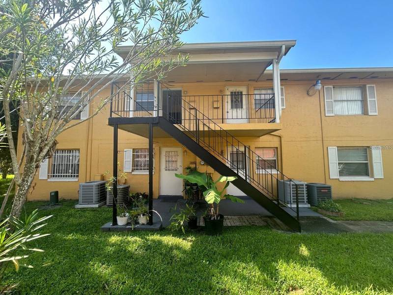 1627 W OAK RIDGE RD #D, Orlando, FL 32809