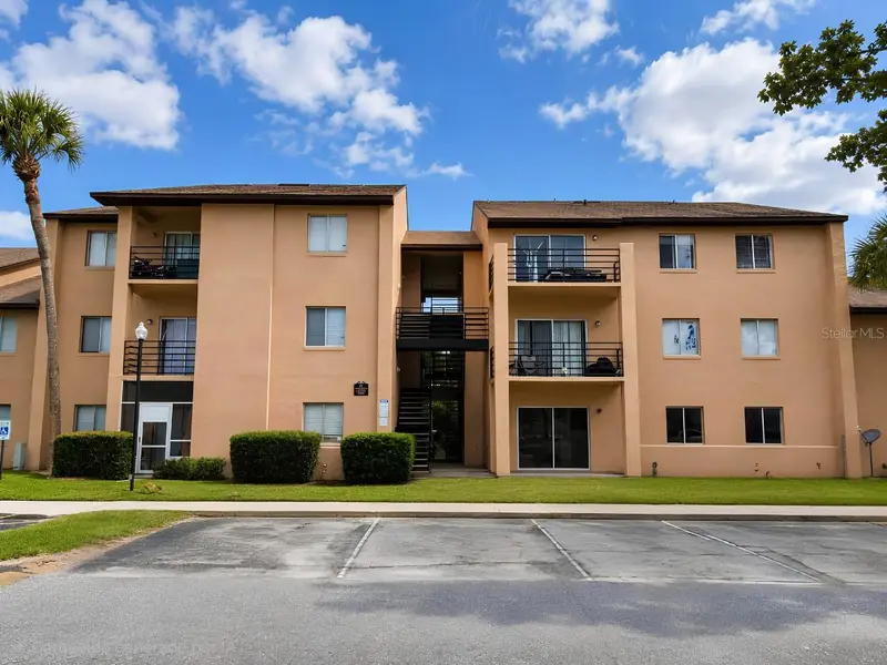 5214 VIA HACIENDA CIR #A308, Orlando, FL 32839