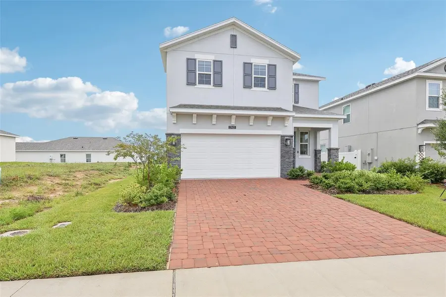 27421 BLACK KITE AVE, Howey In The Hills, FL 34737