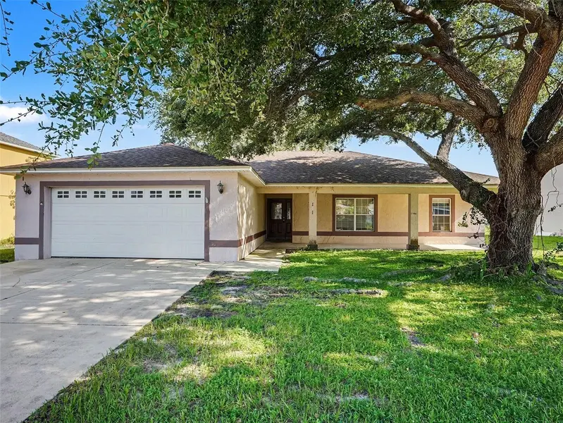 121 SHADDOCK DR, Auburndale, FL 33823