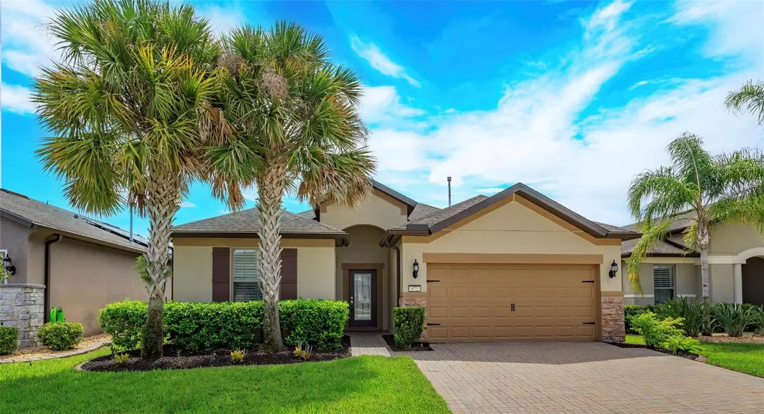 672 CORDOBA DR, Davenport, FL 33837