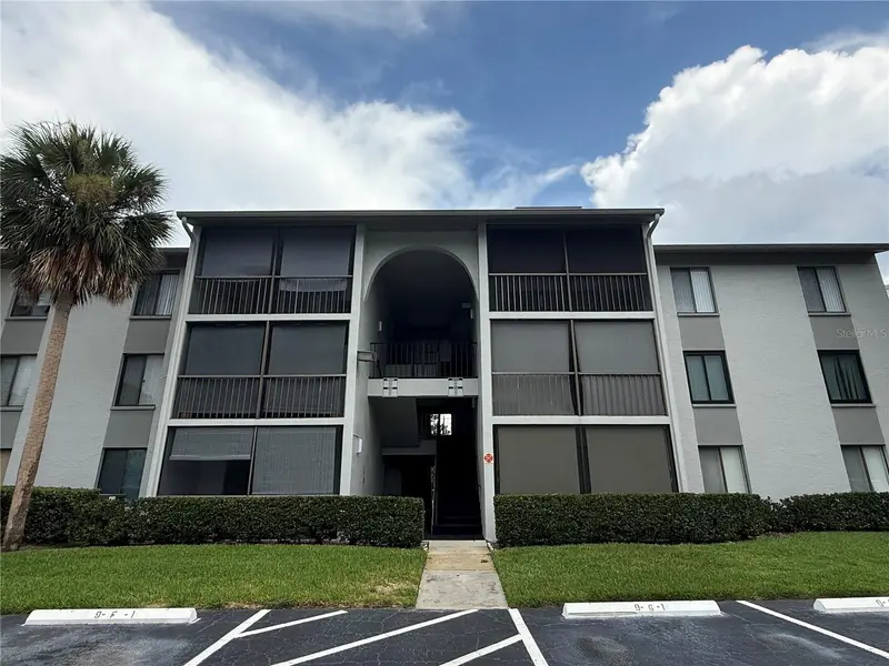 927 S PINE RIDGE CIR #G2, Sanford, FL 32773