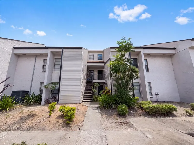 4747 PURITAN CIR #523, Tampa, FL 33617
