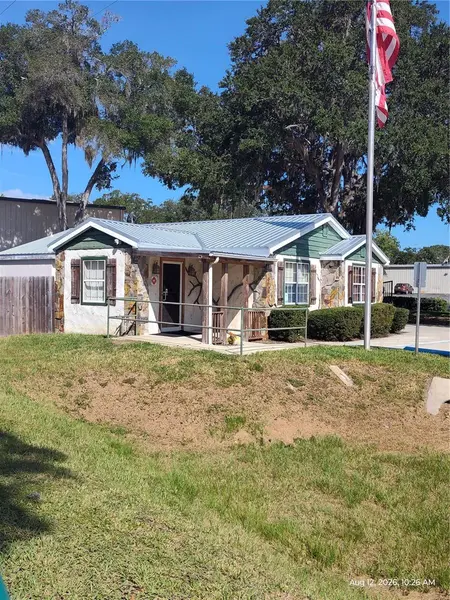 320 HWY 441, Lady Lake, FL 32159