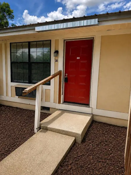 420-420 MILLS ST #20, Leesburg, FL 34748