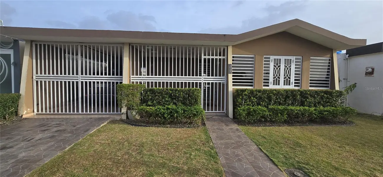 30-27 Calle Pravia URB. VILLA ASTURIAS ST, Carolina, PR 00983