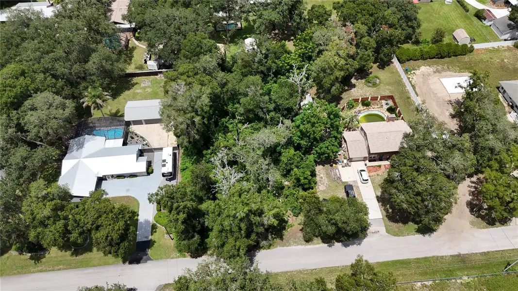 CLARK RD, Fruitland Park, FL 34731