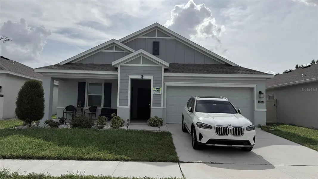 225 LAWSON AVE, Haines City, FL 33844