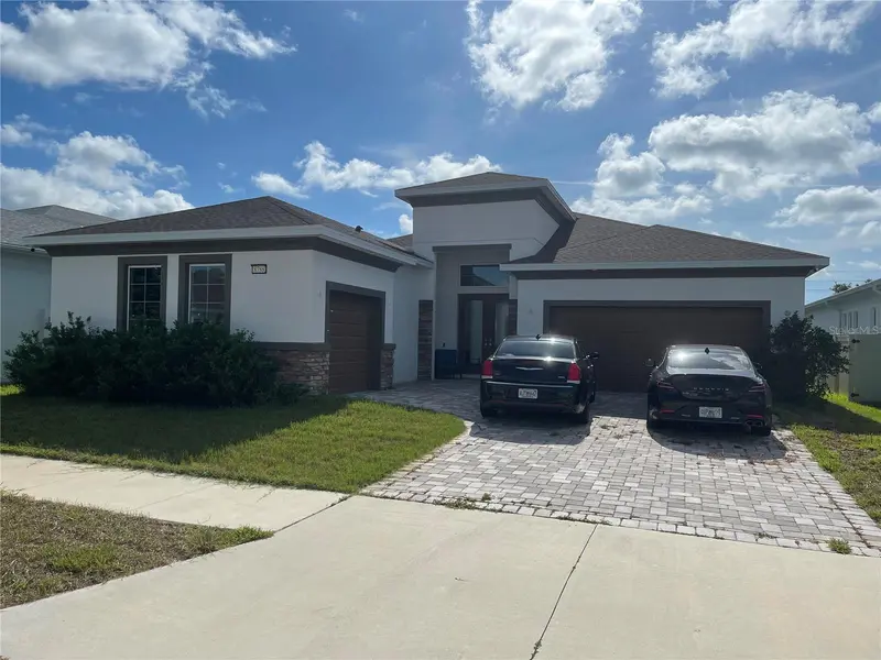 8788 DRUMMER PLANK DR, Wesley Chapel, FL 33545