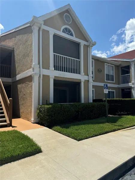 9481 HIGHLAND OAK DR #303, Tampa, FL 33647