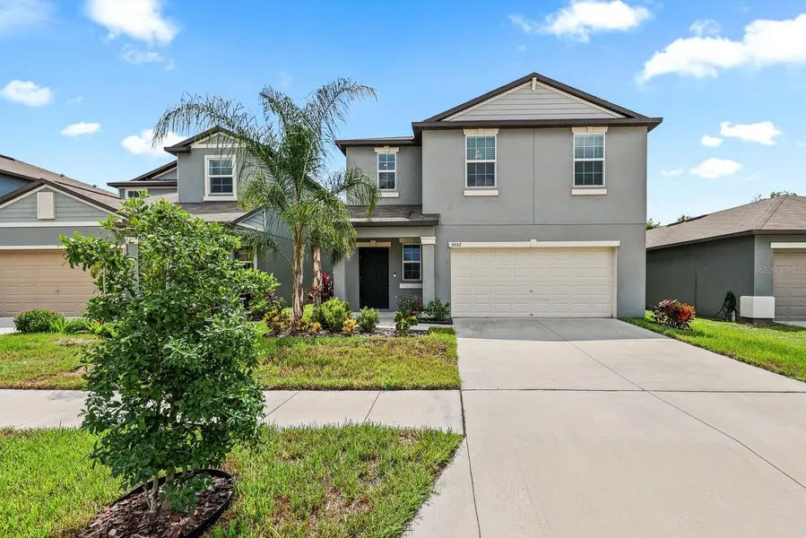 5552 BLUE AZURE DR, Wimauma, FL 33598