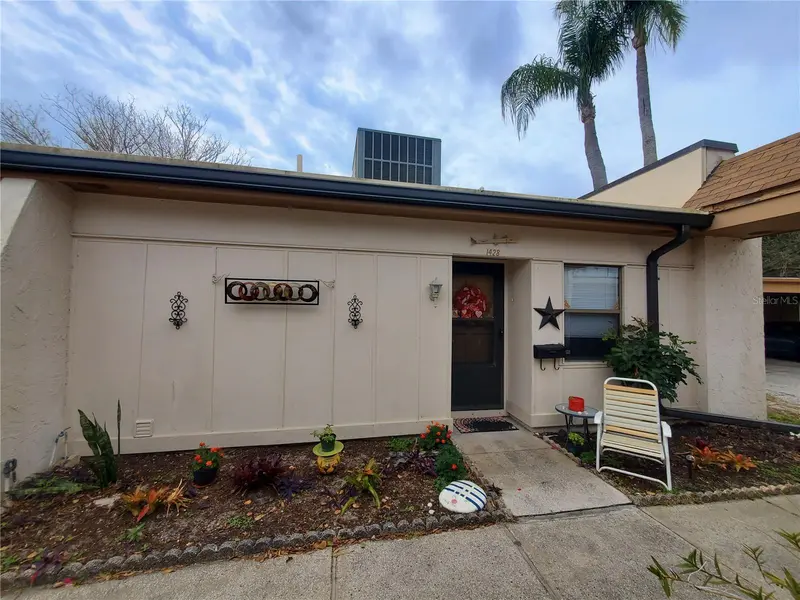 1428 ARROWHEAD CIR W, Clearwater, FL 33759