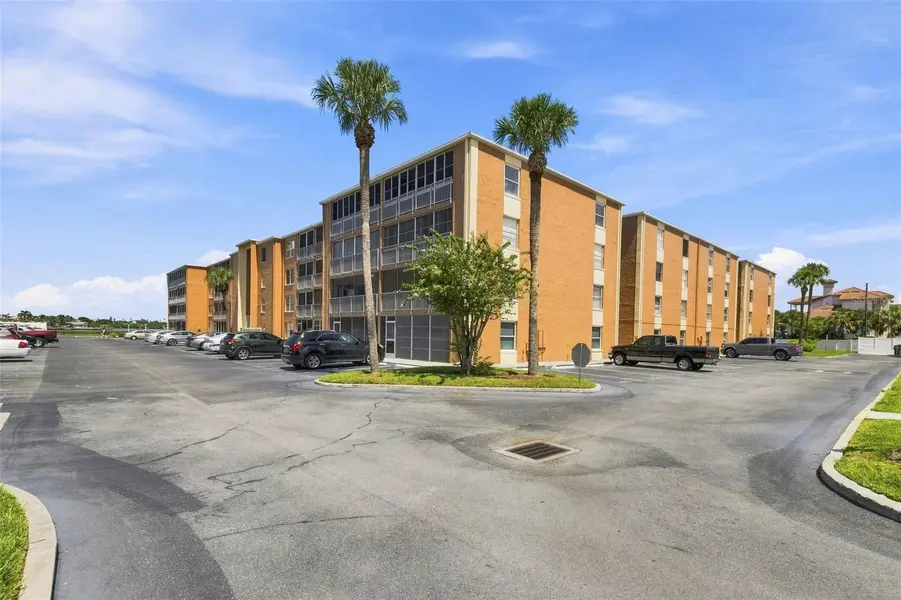 12760 INDIAN ROCKS RD #1017, Largo, FL 33774