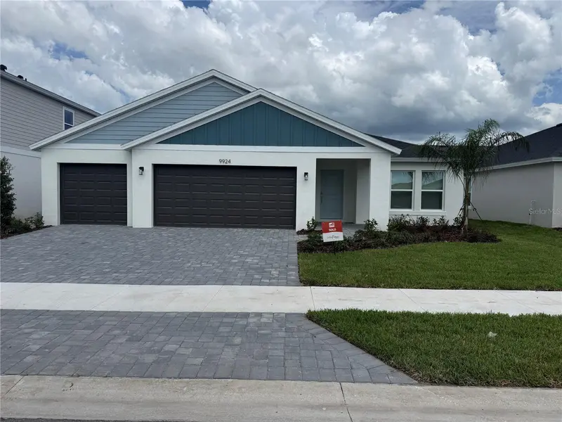 9924 ANNUNCIATION DRIVE, Wesley Chapel, FL 33545