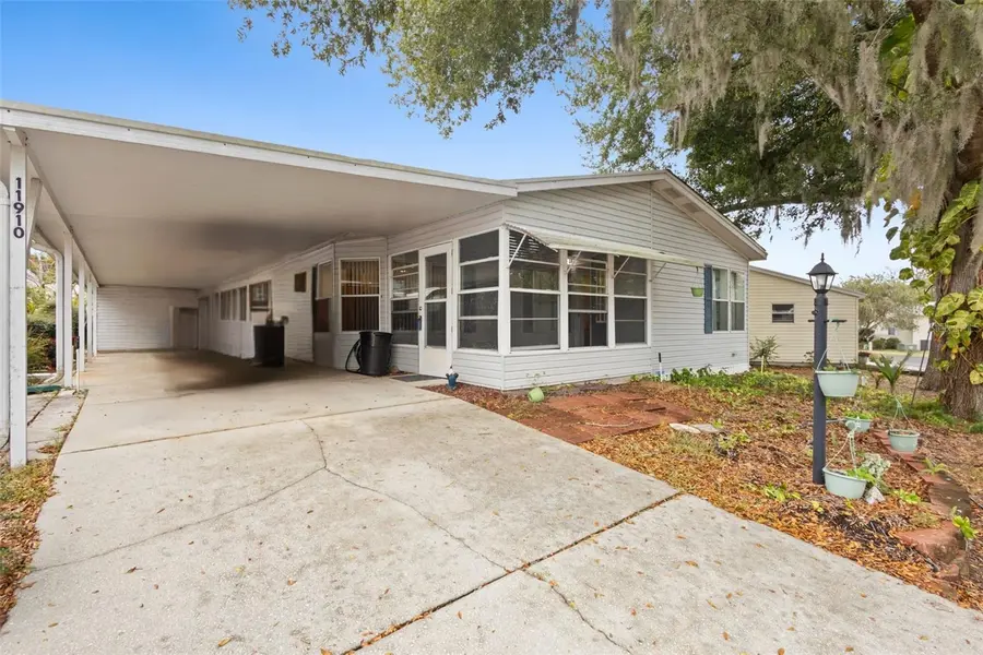 11910 SALINA WAY #11910, Leesburg, FL 34788