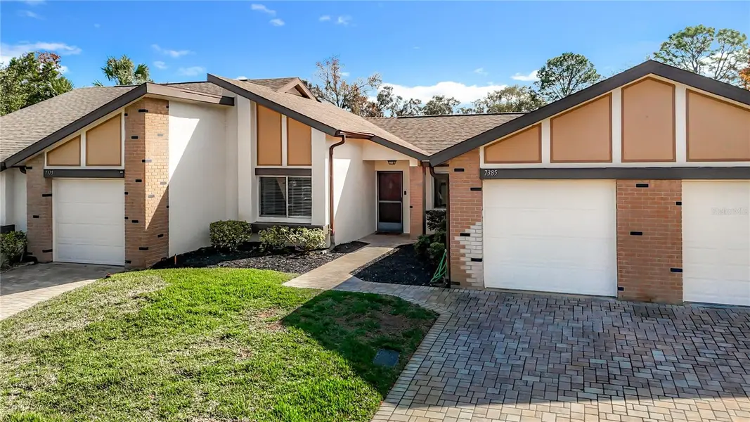 7385 CRESTWOOD DR, Weeki Wachee, FL 34613