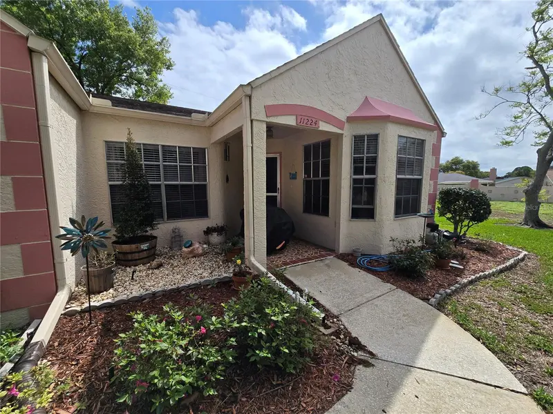 11224 VERSAILLES LN #11224, Port Richey, FL 34668