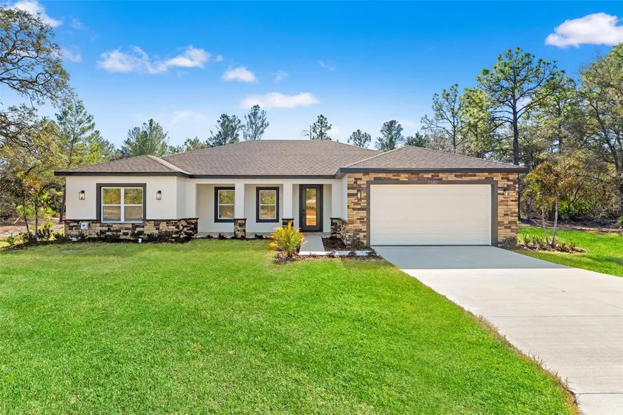 10439 GYPSY AVE, Weeki Wachee, FL 34613