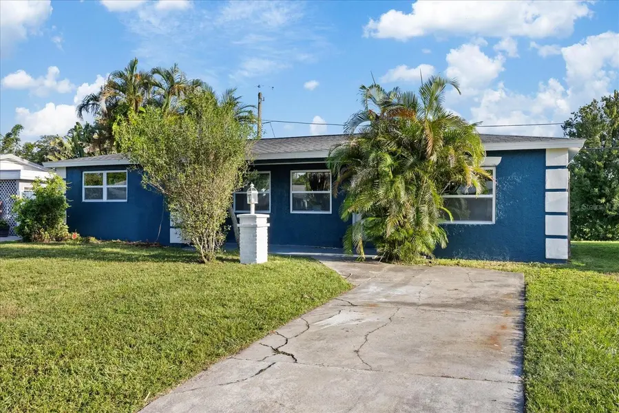 2698 46TH AVE N, St Petersburg, FL 33714