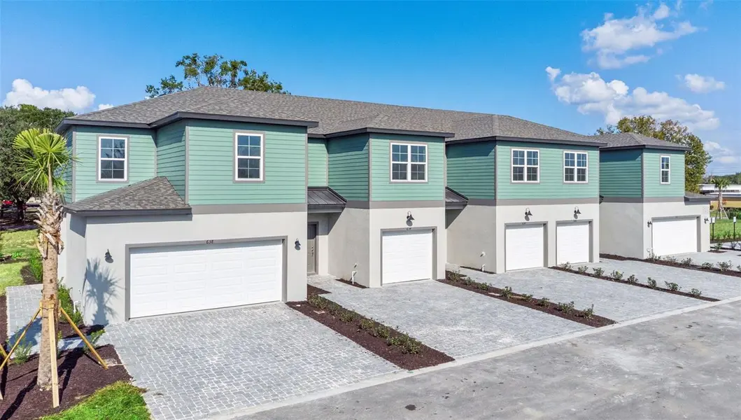 2274 RED PINE CT, Eustis, FL 32726