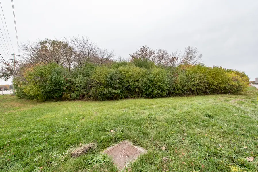 12640 W WADSWORTH RD, Beach Park, IL 60087