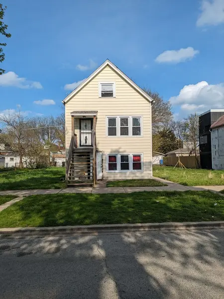 8127 S Coles AVE, Chicago, IL 60617