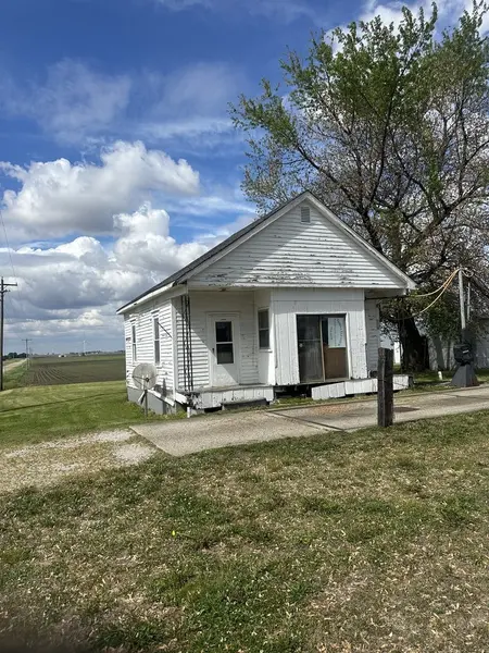 4499 N 3200 East RD, Arrowsmith, IL 61722