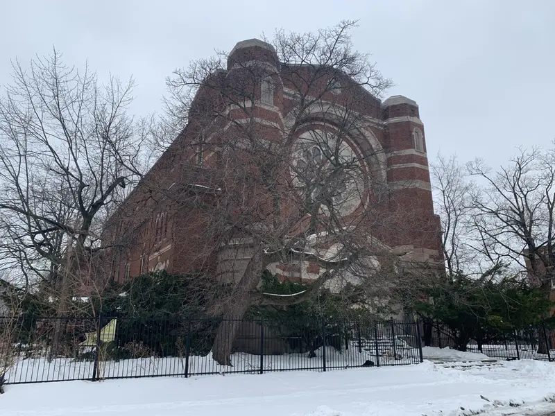 832 N Leclaire AVE, Chicago, IL 60651