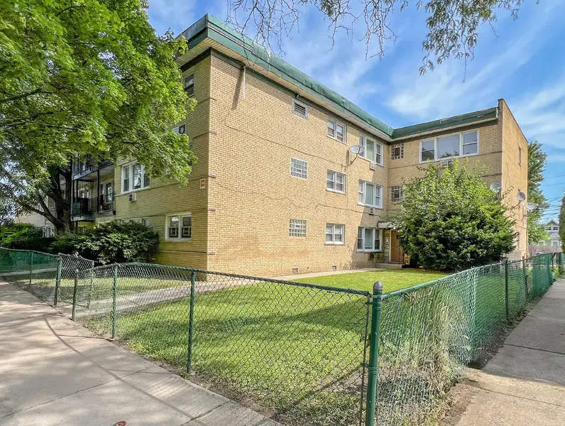 8743 S Beverly AVE, Chicago, IL 60620