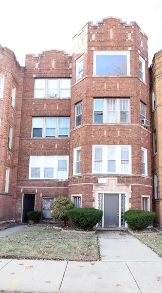 7712 S Ridgeland AVE, Chicago, IL 60649