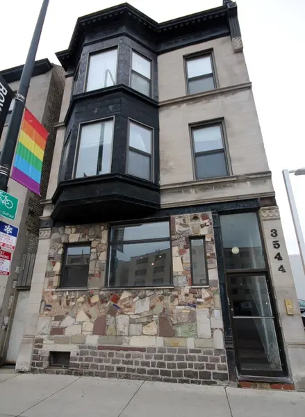3544 N Halsted ST, Chicago, IL 60657