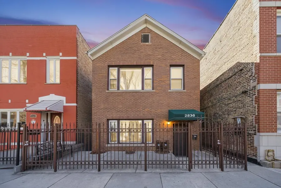2836 S Union AVE, Chicago, IL 60616