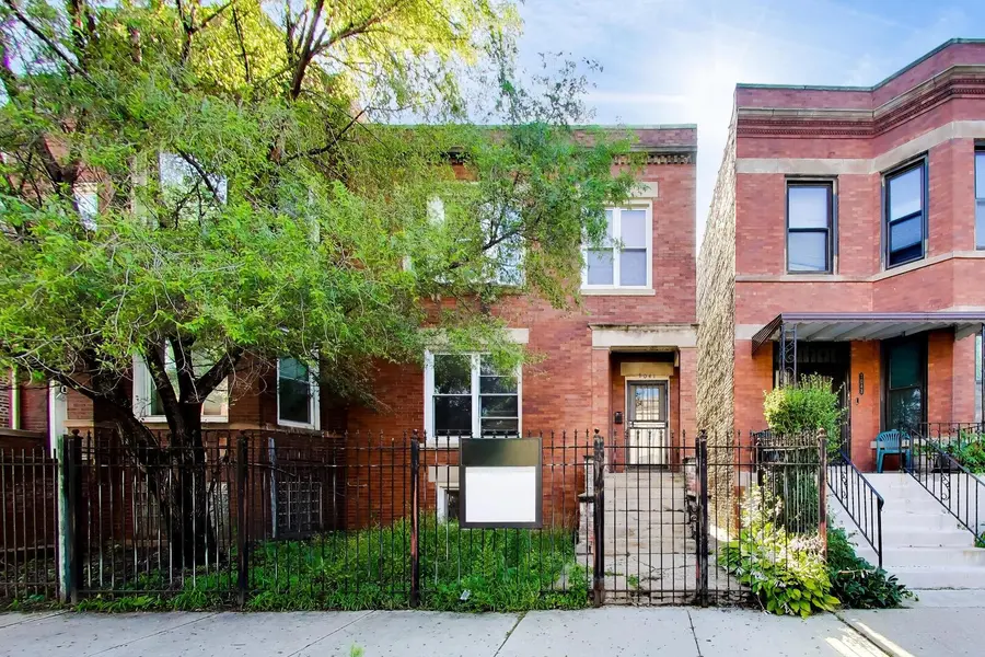 7041 S EBERHART AVE, Chicago, IL 60637